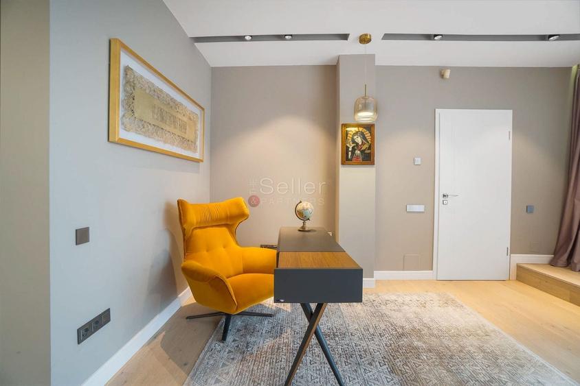 Apartament cu 3 camere decomandat, mobilat în Drumul Poienii