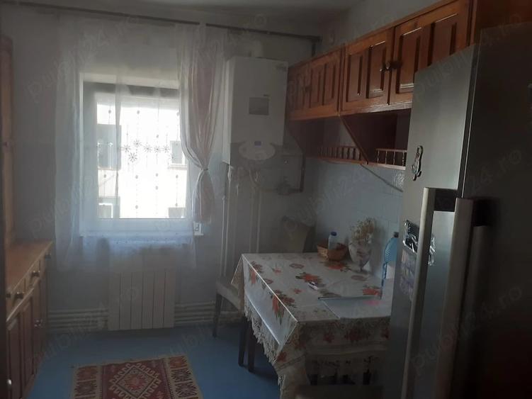 Inchiriez apartament 2 camere pe perioada indelungata - 5