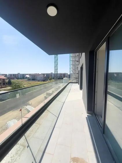 Apartament cu 3 camere semidecomandat în Theodor Pallady