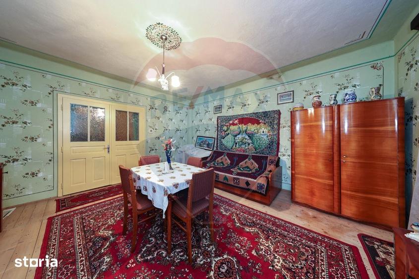 Casă cu 5 camere cu Teren 396 Mp în Nord