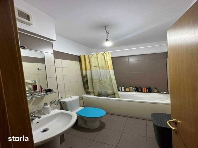 Apartament cu 2 camere decomandat în Plopilor
