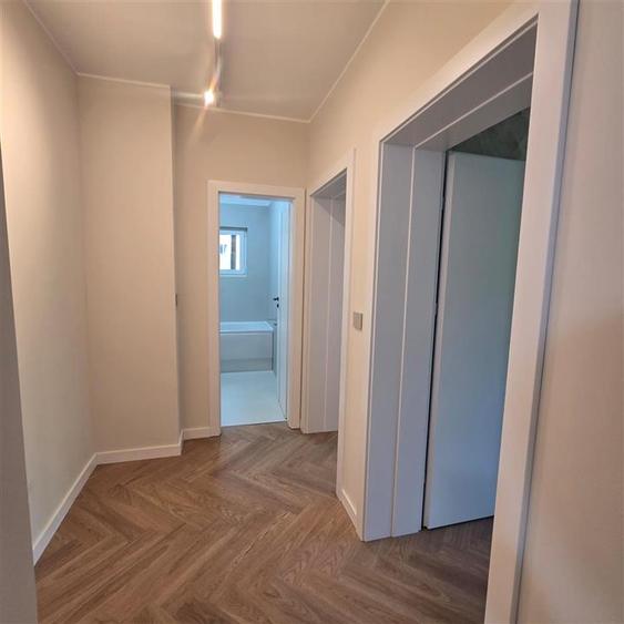 Apartament cu 4 camere decomandat în Copou