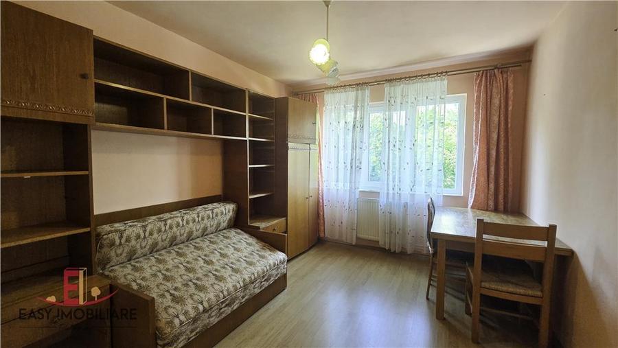 Apartament cu 2 camere decomandat în 1848