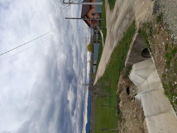 Teren de 834 mp, în Ceauru