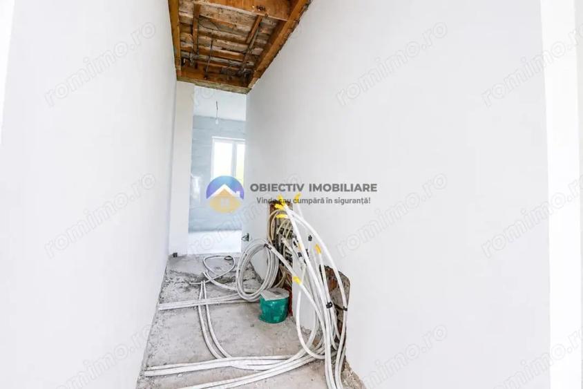 Casă cu Teren 1235 Mp în Rediu