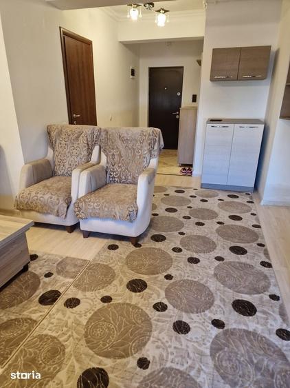 Apartament cu 3 camere decomandat în Km 5