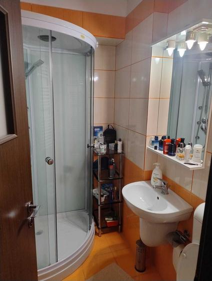 Apartament cu 3 camere decomandat în Dragoș Vodă