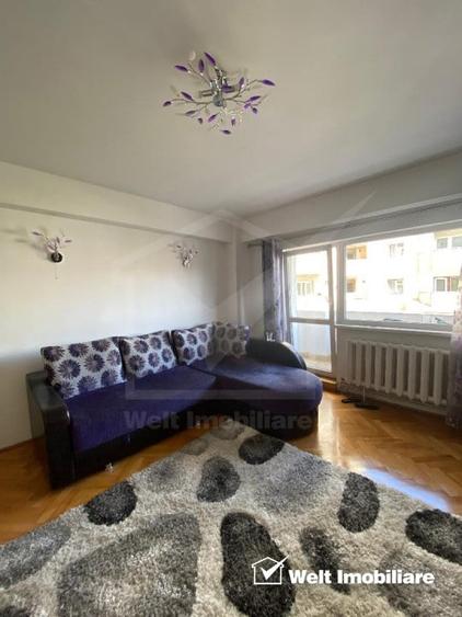 Apartament cu 3 camere decomandat, mobilat în Central