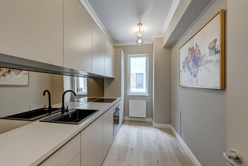Apartament cu 2 camere decomandat în Aviației