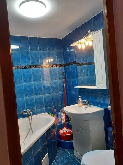 Apartament cu 2 camere decomandat în Runcu