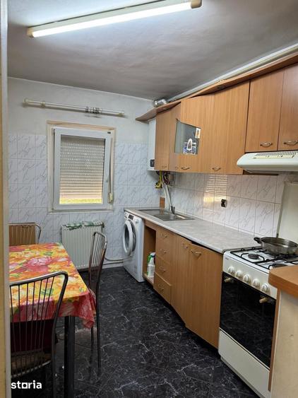 Apartament cu 2 camere în Micro 16