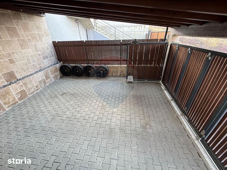 Casă cu 7 camere cu Teren 185 Mp în Apahida