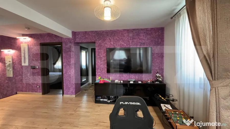 Casă cu 5 camere cu Teren 1307 Mp în Romanești
