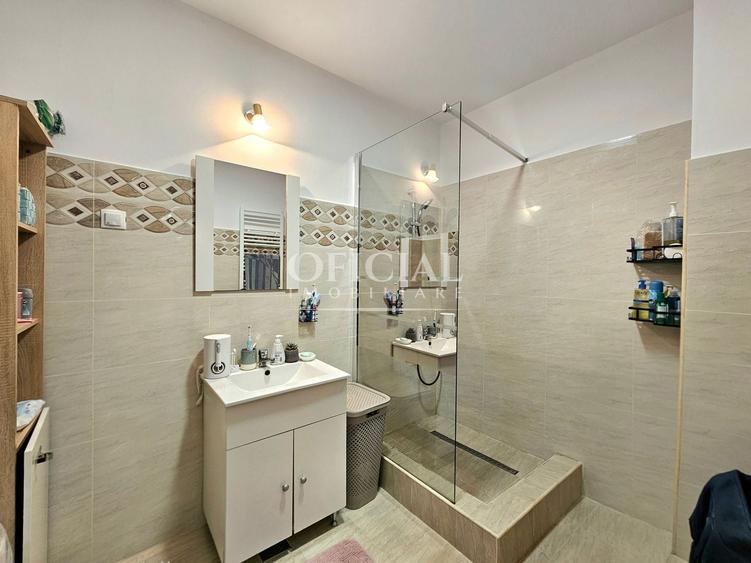 Apartament cu 2 camere semidecomandat, mobilat în Florești