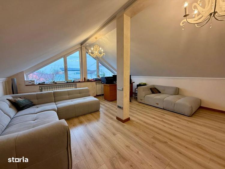 Casă cu 4 camere cu Teren 250 Mp în Central