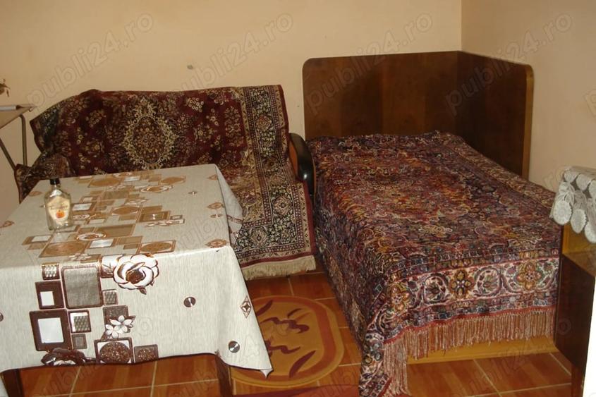 Apartament cu 3 camere decomandat în Sinaia
