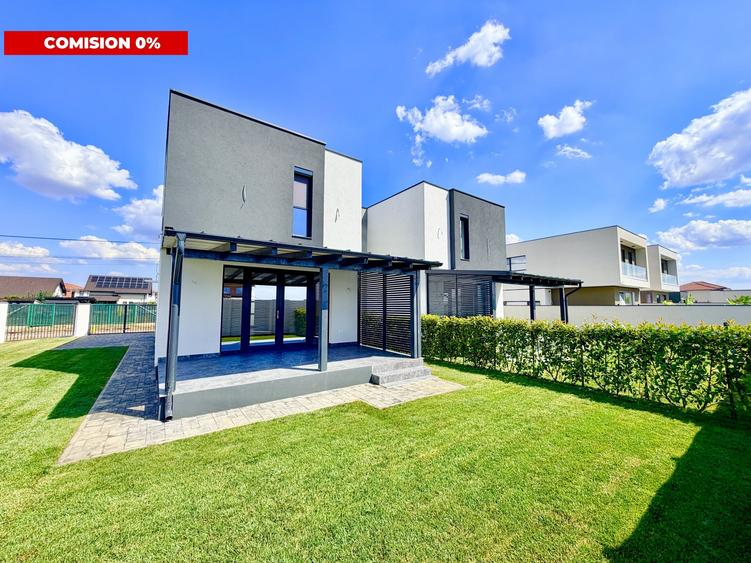 Duplex cu 5 camere cu Canalizare în Moșnița Nouă