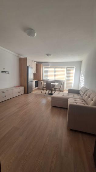 Apartament cu 2 camere semidecomandat în Sânpetru