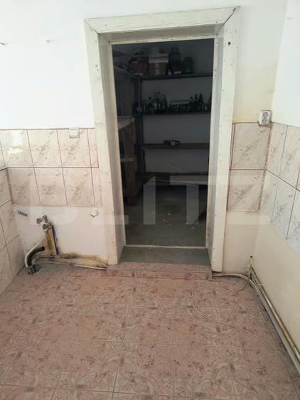 Casă individuală cu 3 camere cu Canalizare în Nord-Vest