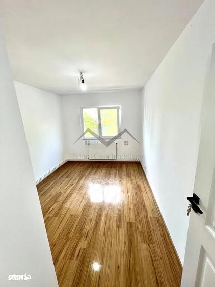 Apartament cu 4 camere decomandat în Dacia
