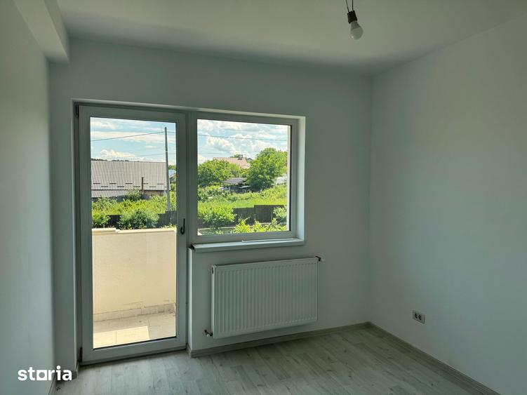 Casă cu 4 camere cu Teren 250 Mp în Bârnova