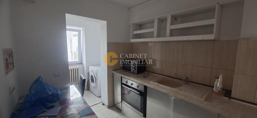 Apartament cu 3 camere decomandat, mobilat în Bd. Independenței