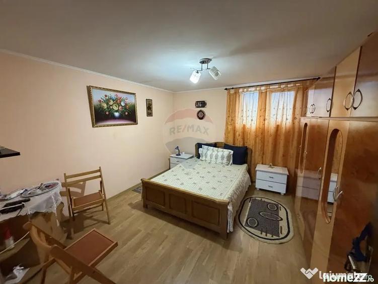 Casă cu 4 camere cu Teren 446 Mp în Vizantea Răzășească