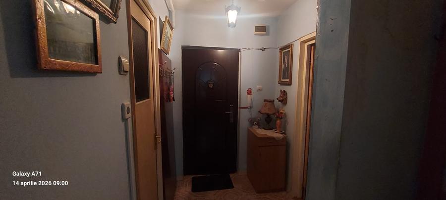 Garsonieră decomandată în Brâncoveanu