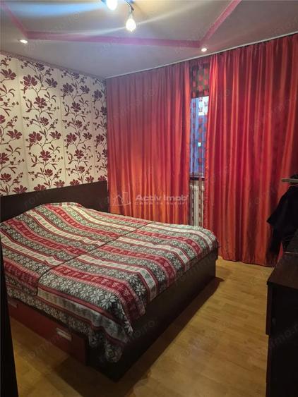 Apartament cu 3 camere decomandat în Aradul Nou