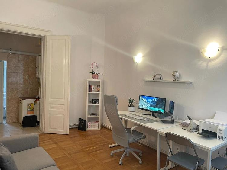 Spațiu comercial, de 20 mp, în Central