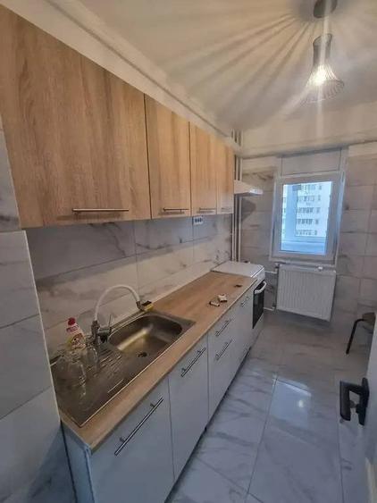 Apartament cu 2 camere decomandat în Colentina