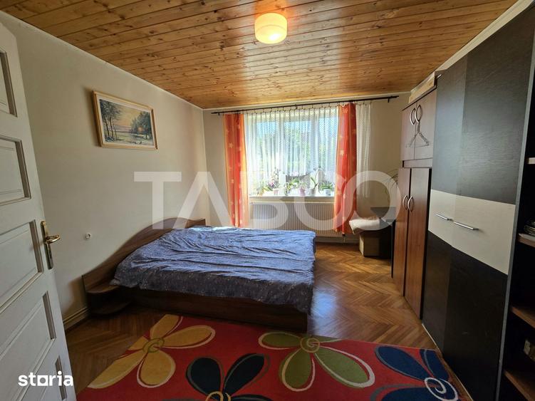 Casă cu 7 camere cu Teren 432 Mp în Reșița