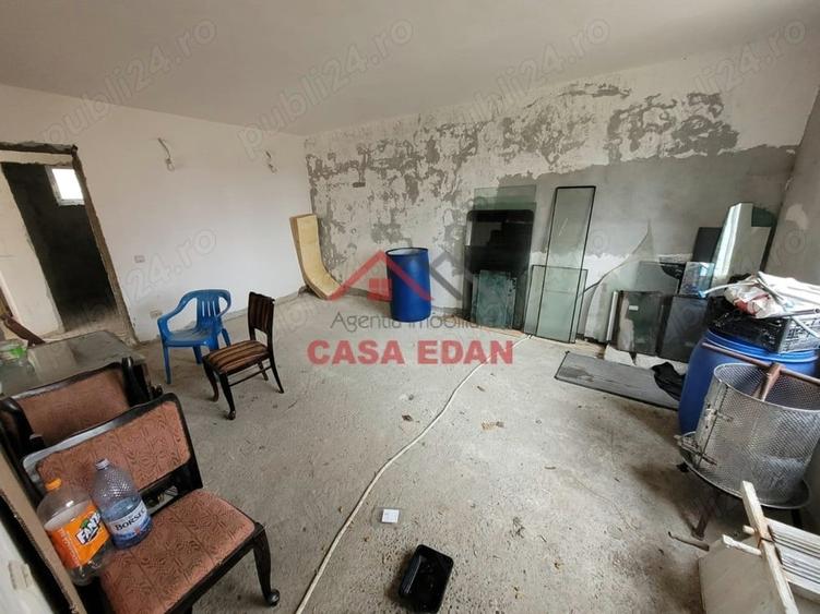 Casă cu 3 camere în Breaza