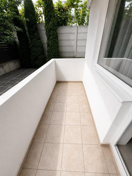 Apartament cu 3 camere în Cetate
