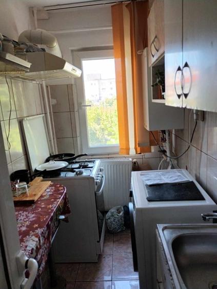 Apartament cu 2 camere semidecomandat în Nicolae Bălcescu
