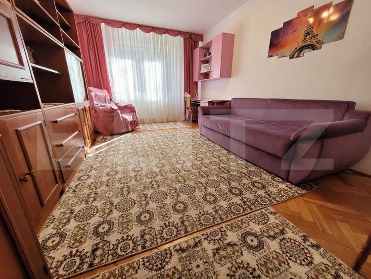 Apartament cu 2 camere decomandat, mobilat în Tudor