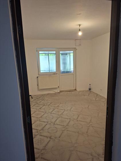 Apartament cu 2 camere semidecomandat în Exterior Vest