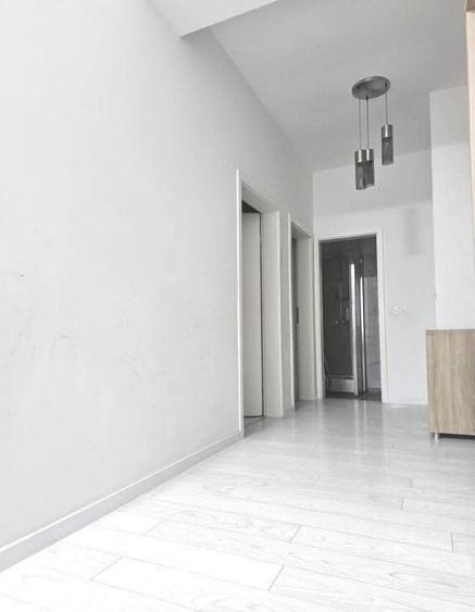 Apartament cu 3 camere decomandat, mobilat în Giroc