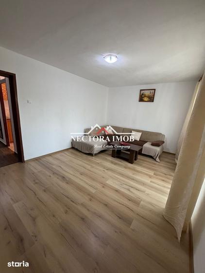 Apartament cu 3 camere în Decebal