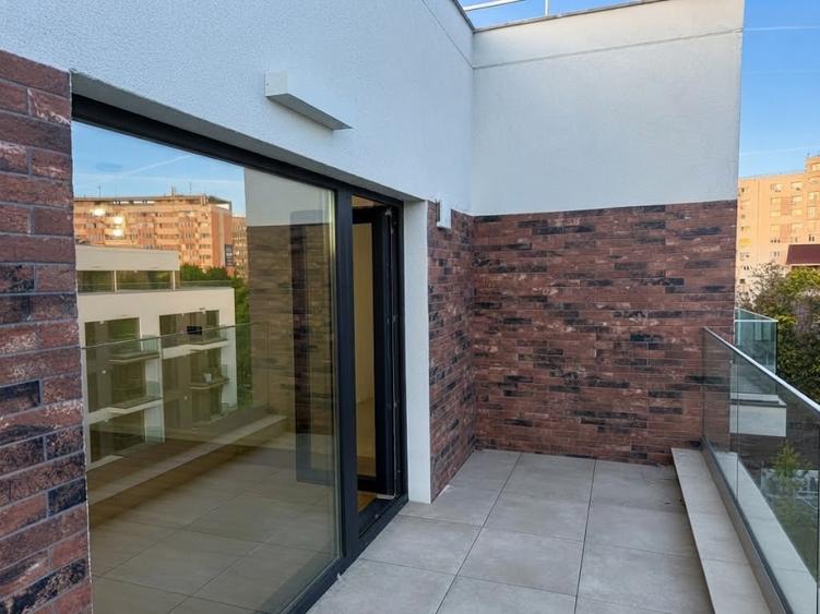 Apartament cu 2 camere în Bucur Obor