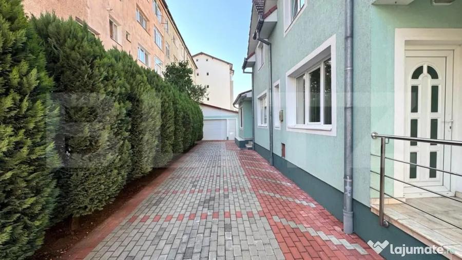 Casă cu 2 camere cu Teren 550 Mp în Central