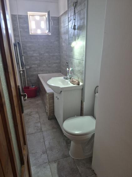 Apartament cu 2 camere nedecomandat în Seleuș
