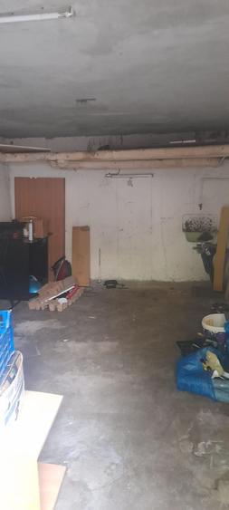 Apartament cu 3 camere decomandat în Drumul Taberei