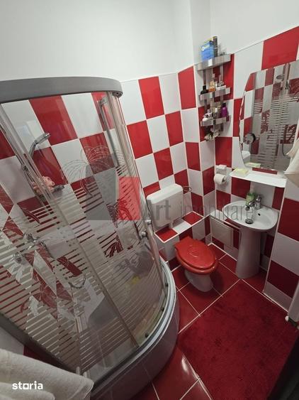 Apartament cu 3 camere decomandat în Crângași