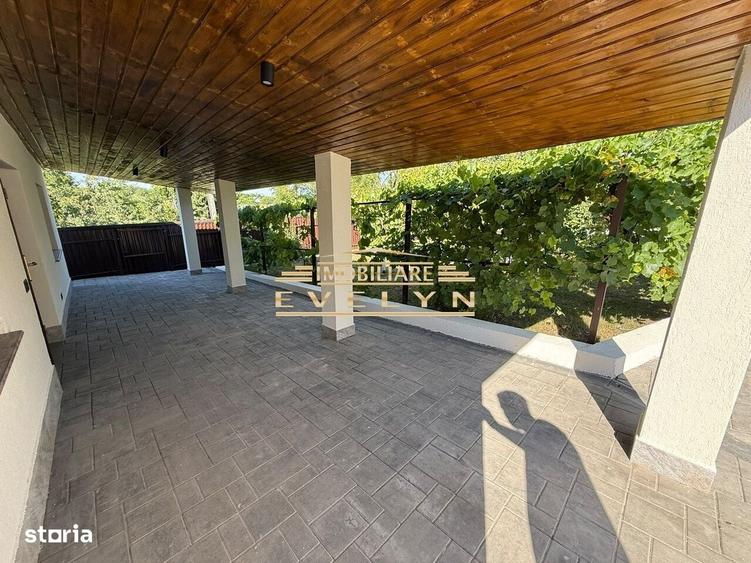 Casă cu 3 camere decomandat în Central