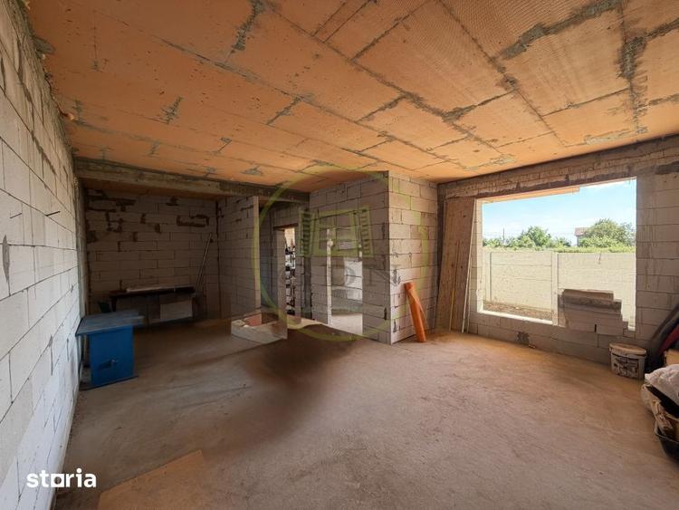 Casă cu 3 camere cu Teren 1533 Mp în Central