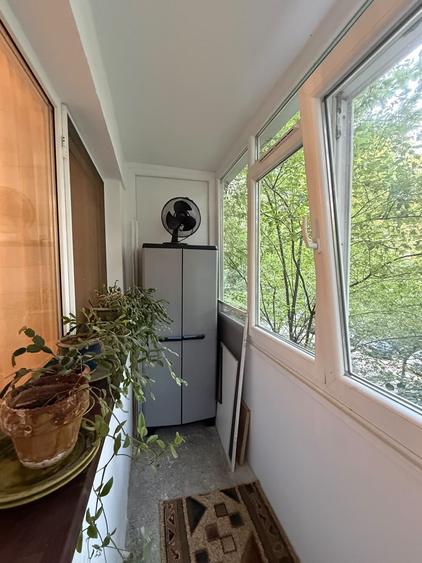 Apartament cu 2 camere decomandat în Drumul Taberei