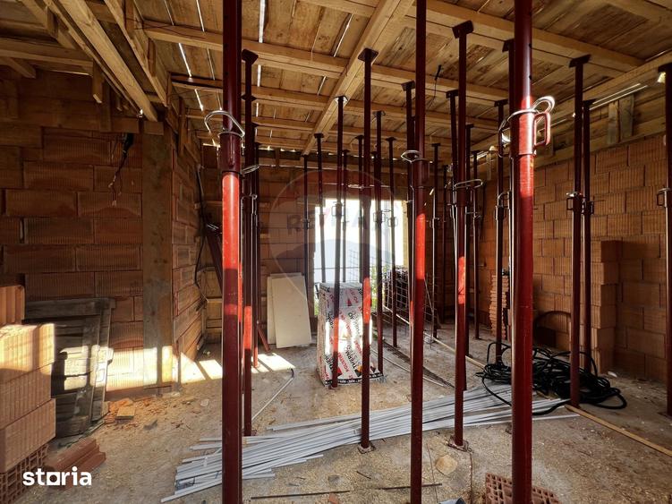 Casă cu 3 camere cu Teren 90 Mp în Central