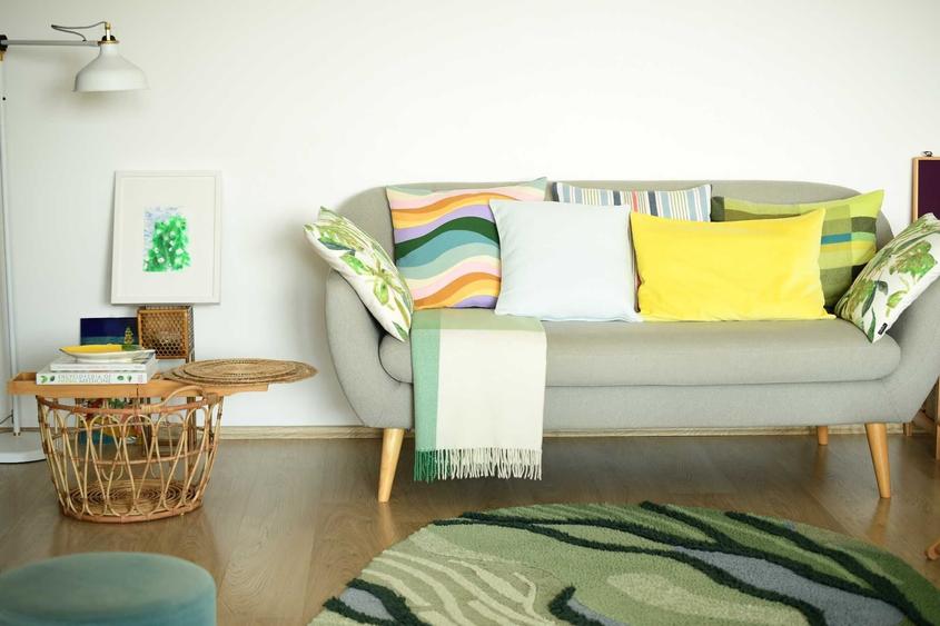 Apartament cu 2 camere decomandat în Tei