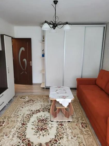 Garsonieră decomandată în Tătărași